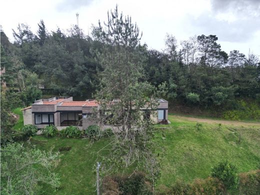 Casa de campo en Envigado, Departamento de Antioquia