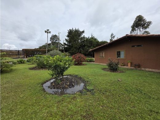 منزل ريفي ﻓﻲ Envigado, Departamento de Antioquia