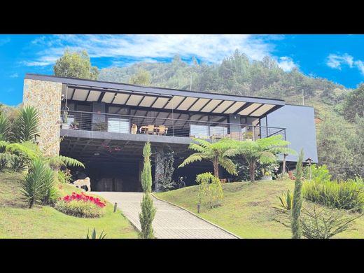 Country House in La Ceja, Departamento de Antioquia