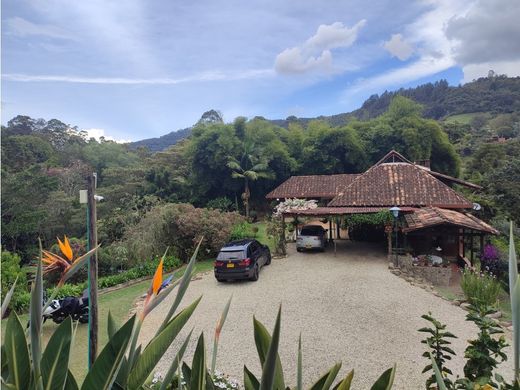 Country House in Retiro, Departamento de Antioquia