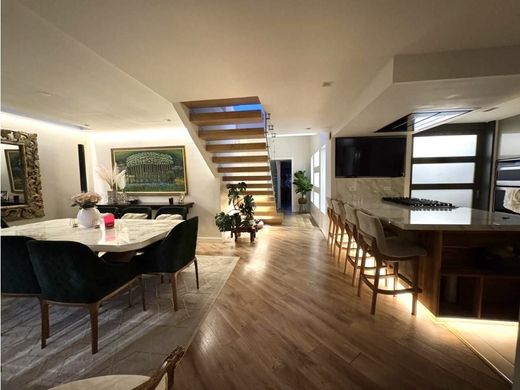 منزل ﻓﻲ بوغوتا, Bogotá  D.C.