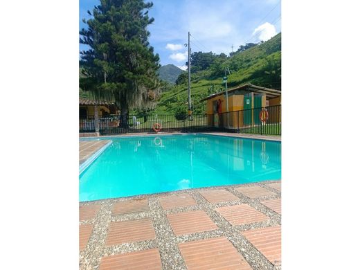 Gutshaus oder Landhaus in Barbosa, Departamento de Antioquia