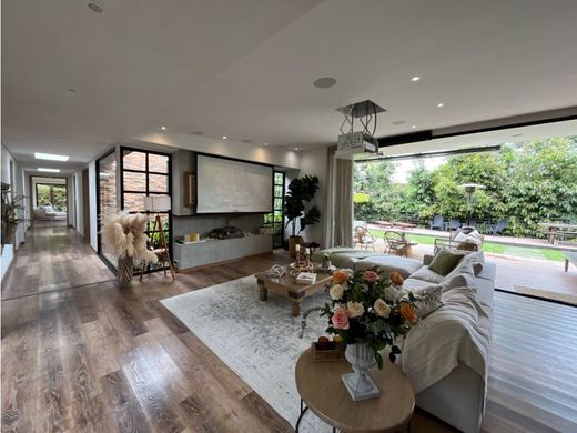 Luxe woning in Medellín, Departamento de Antioquia