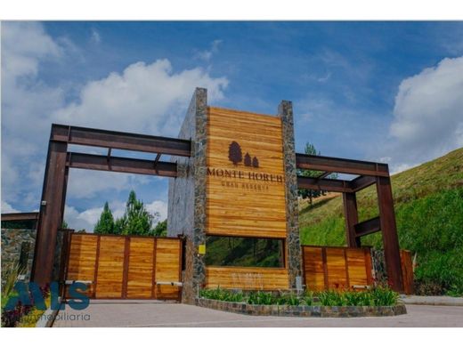 أرض ﻓﻲ Bello, Departamento de Antioquia