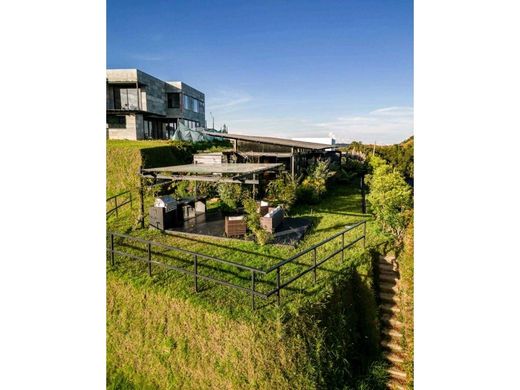 Casa de lujo en Envigado, Departamento de Antioquia