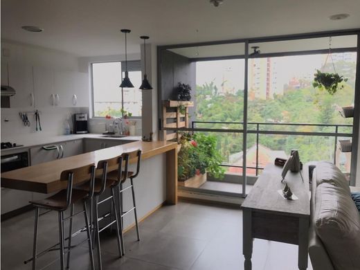 Apartment / Etagenwohnung in Envigado, Departamento de Antioquia
