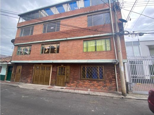 Элитный дом, Funza, Departamento de Cundinamarca