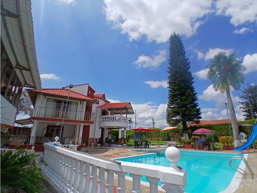 Armenia, Quindío Departmentのカントリーハウス