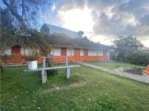 Caldas, Departamento de Antioquiaの土地