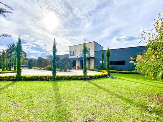 Luksusowy dom w La Ceja, Departamento de Antioquia