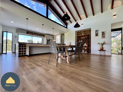 Luksusowy dom w La Ceja, Departamento de Antioquia