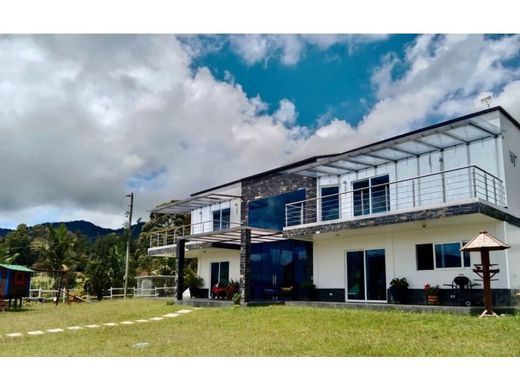 Country House in La Ceja, Departamento de Antioquia