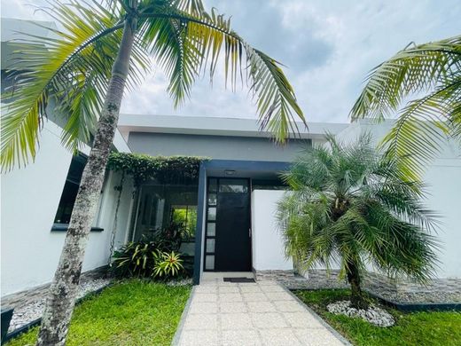 Köy evi Armenia, Quindío Department