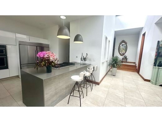 Envigado, Departamento de Antioquiaの高級住宅