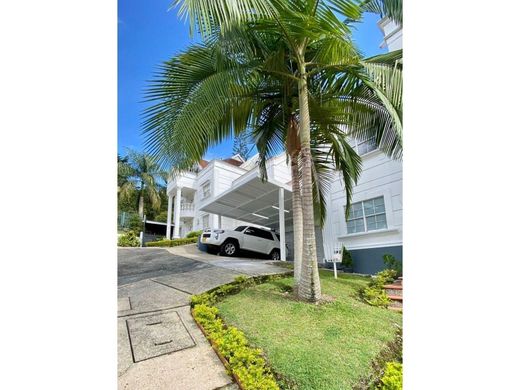 Luxury home in Medellín, Departamento de Antioquia