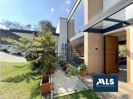 Lüks ev Envigado, Departamento de Antioquia