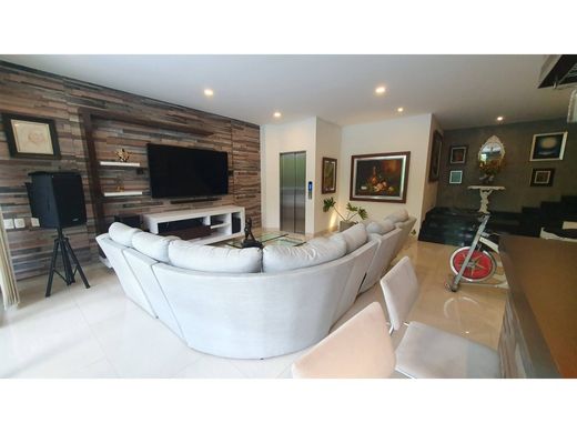 Luxury home in Bucaramanga, Departamento de Santander