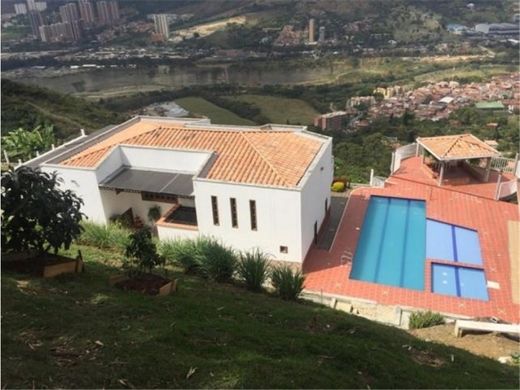 منزل ريفي ﻓﻲ Copacabana, Departamento de Antioquia