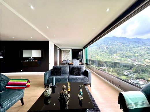 Apartment / Etagenwohnung in Medellín, Departamento de Antioquia