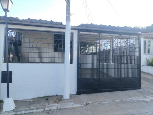 Luxe woning in Villa del Rosario, Departamento de Norte de Santander