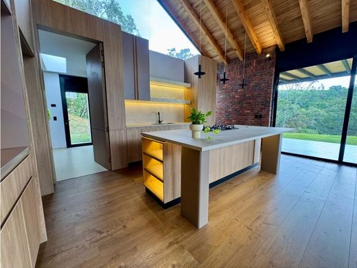 Country House in Retiro, Departamento de Antioquia