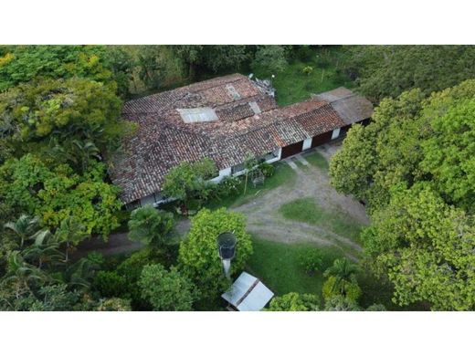 Casa de campo en Ginebra, Departamento del Valle del Cauca