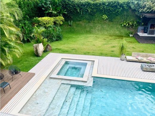 Cali, Departamento del Valle del Caucaの高級住宅