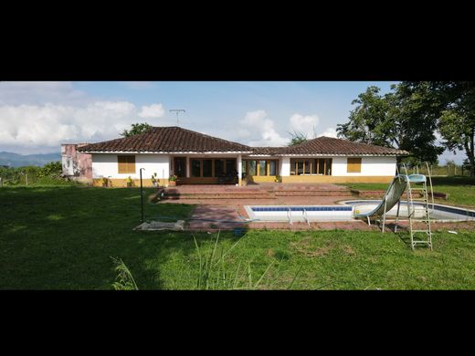 Cortijo o casa de campo en Quimbaya, Quindío Department