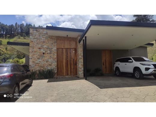 Luxury home in Retiro, Departamento de Antioquia