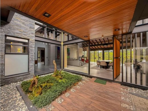 Luxus-Haus in Medellín, Departamento de Antioquia