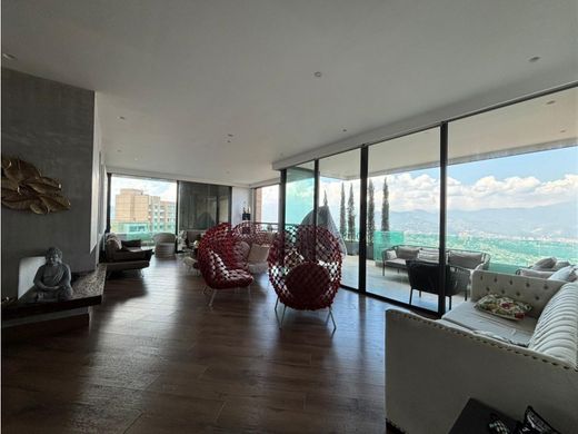 Apartment / Etagenwohnung in Medellín, Departamento de Antioquia