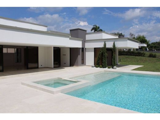 컨트리하우스 / Pereira, Departamento de Risaralda