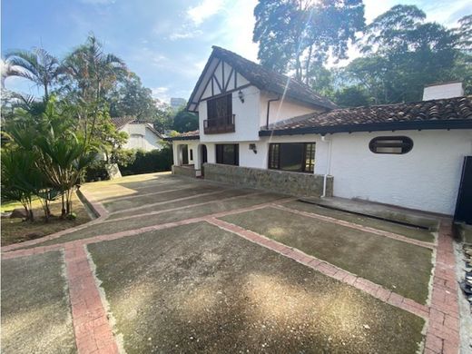 Casa de campo en Envigado, Departamento de Antioquia