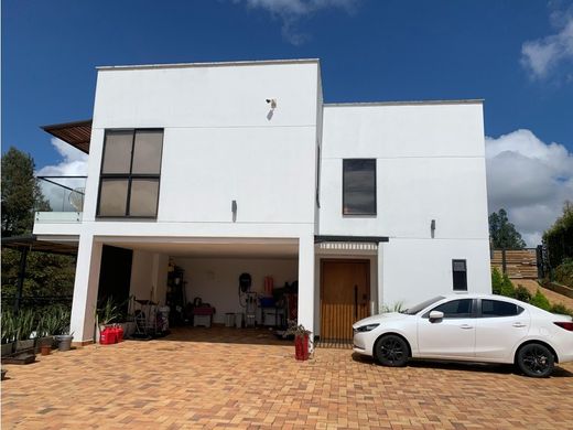 Luksusowy dom w La Ceja, Departamento de Antioquia