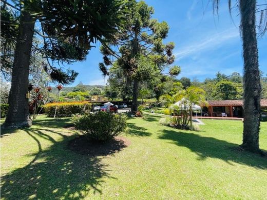 Cortijo o casa de campo en La Ceja, Departamento de Antioquia