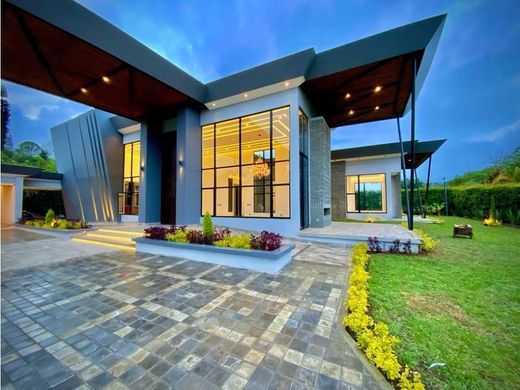 Köy evi Rionegro, Departamento de Antioquia