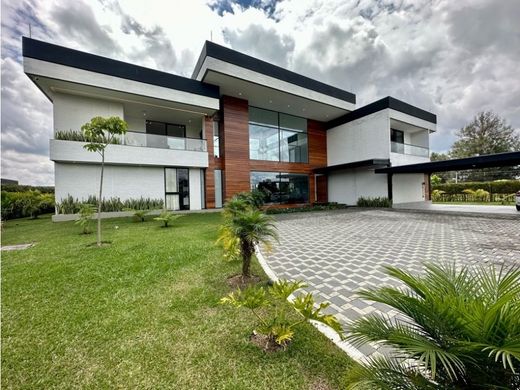 منزل ريفي ﻓﻲ Rionegro, Departamento de Antioquia