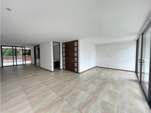 Piso / Apartamento en Medellín, Departamento de Antioquia