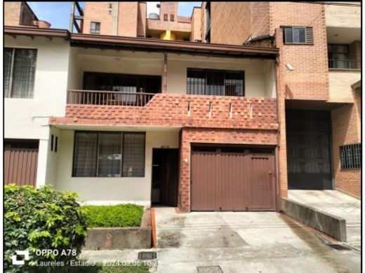 Πολυτελή κατοικία σε Μεδεγίν, Medellín