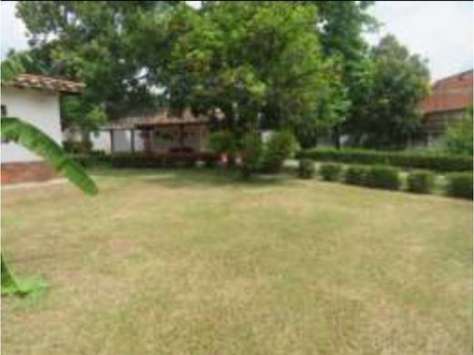 Land in Santa Fe de Antioquia, Santafé de Antioquia