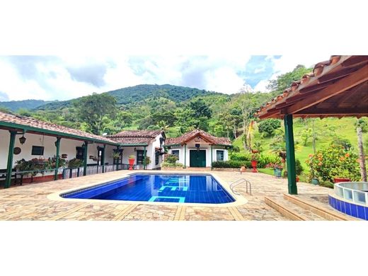 Gutshaus oder Landhaus in Fredonia, Departamento de Antioquia