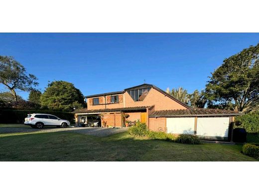 منزل ريفي ﻓﻲ Envigado, Departamento de Antioquia