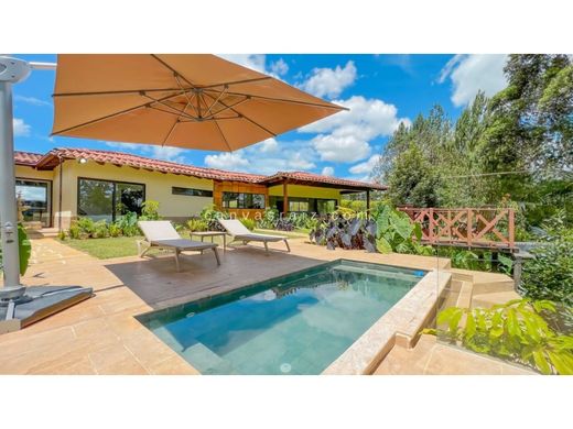 전원/농가 / Carmen de Viboral, El Carmen de Viboral