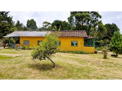 公寓楼  Santa Helena, Medellín