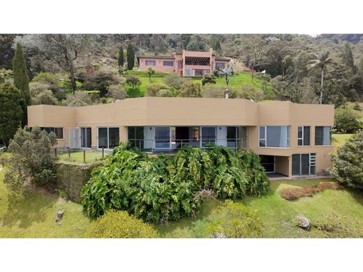 Casa de lujo en Envigado, Departamento de Antioquia