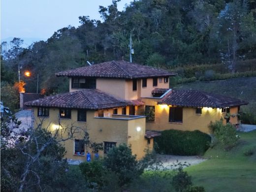 郊区住宅  Rionegro, Departamento de Antioquia