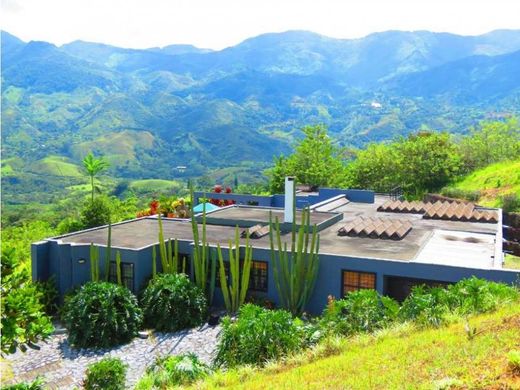 Cortijo o casa de campo en Barbosa, Departamento de Antioquia