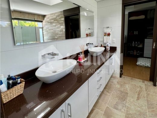 Country House in Medellín, Departamento de Antioquia