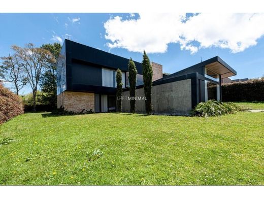 호화 저택 / 메데인, Medellín