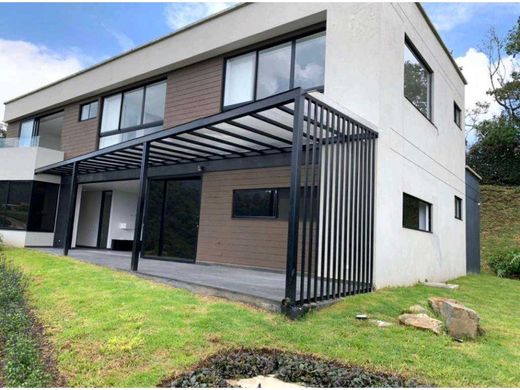 Luxus-Haus in Envigado, Departamento de Antioquia